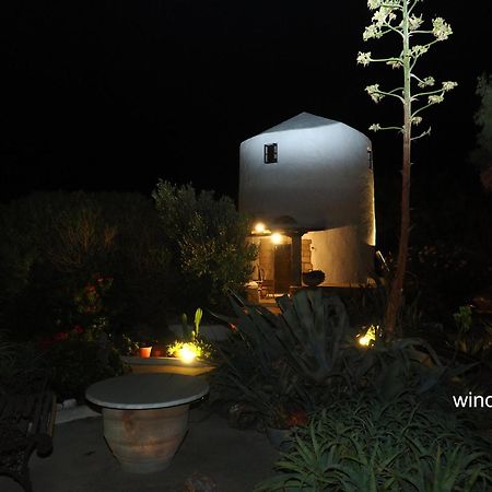 Anastasia'S Windmill And Anastasia'S Studio Plaka (Milos) Exterior foto