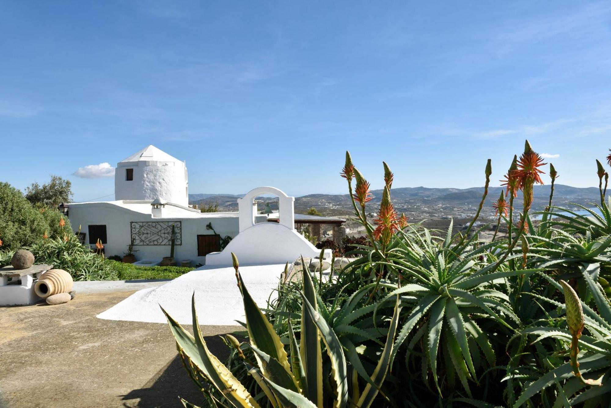 Anastasia'S Windmill And Anastasia'S Studio Plaka (Milos) Exterior foto