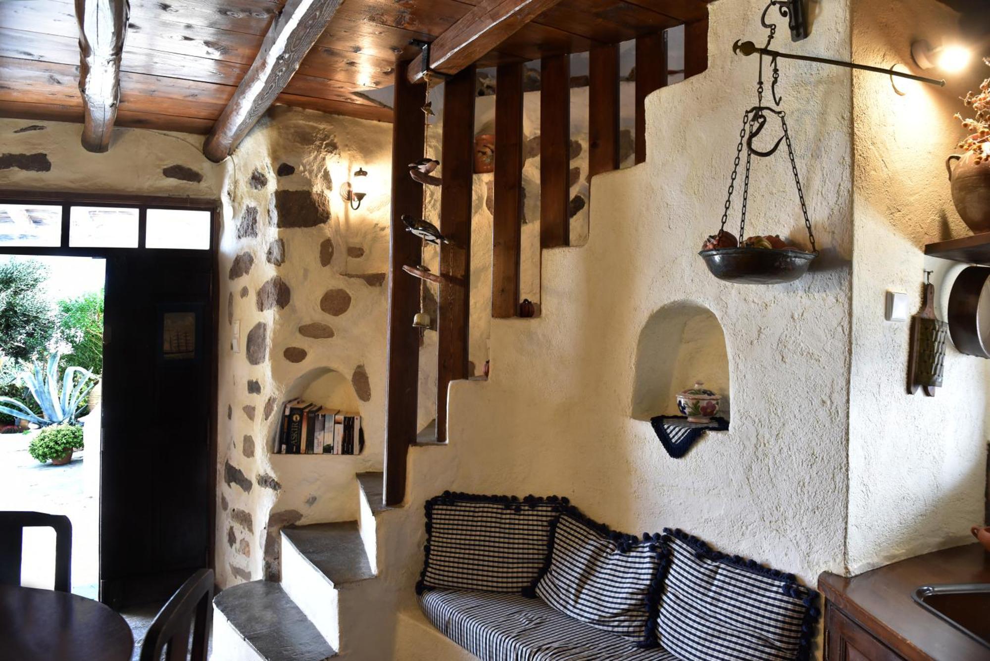 Anastasia'S Windmill And Anastasia'S Studio Plaka (Milos) Exterior foto