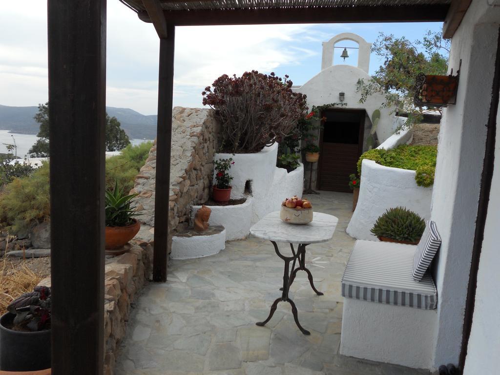 Anastasia'S Windmill And Anastasia'S Studio Plaka (Milos) Quarto foto