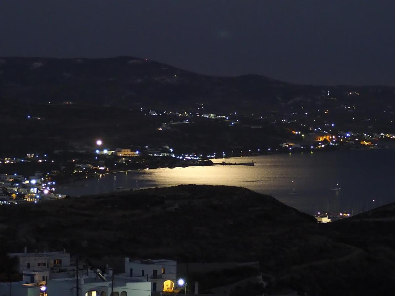 Anastasia'S Windmill And Anastasia'S Studio Plaka (Milos) Exterior foto